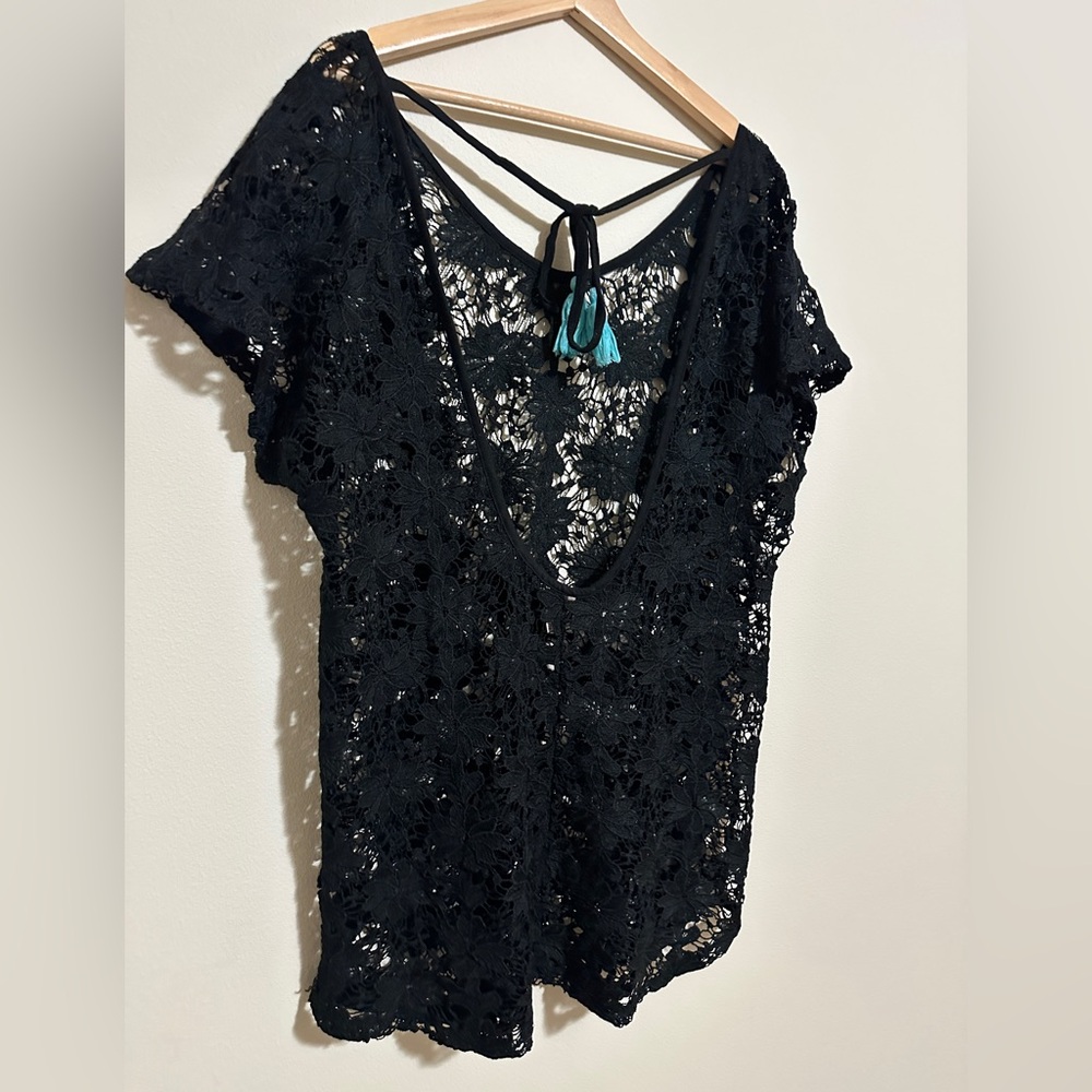 Xhilaration Vintage Lace Floral Swim Cover - Picture 3 of 7